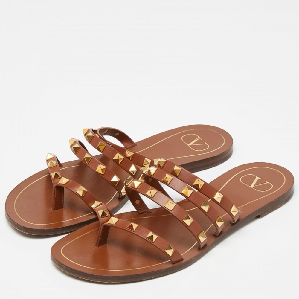 🩷Valentino Brown and Gold Studded Sandals Size 39 1/2🩷